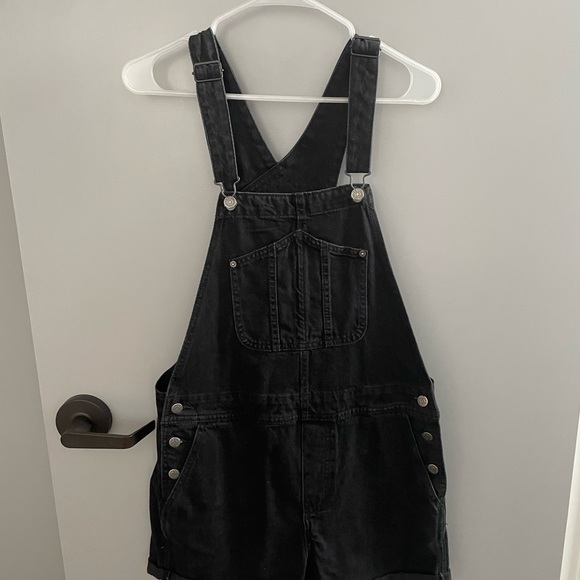 Old Navy Black Denim short Overalls - Picture 1 of 2